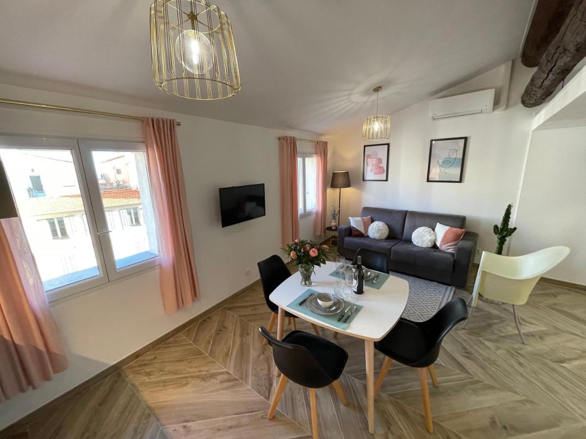 Nice Renting - Massena - Loft - Heart Of Vieil Antibes - The Market With Sea View Luaran gambar